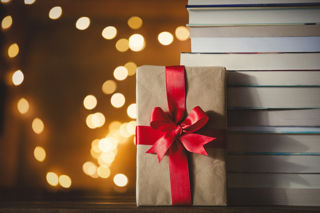 Cómo envolver un libro como regalo